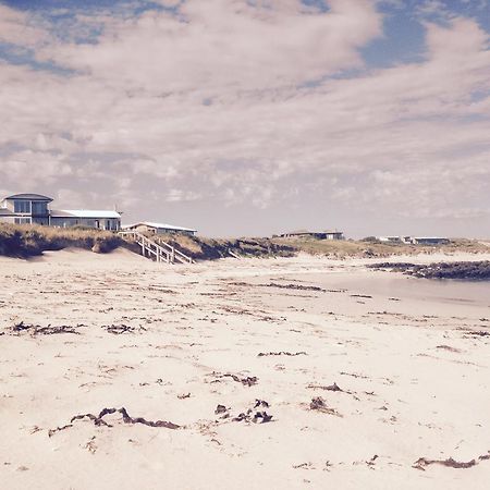 Wytonia Beachfront Accommodation Port Fairy Exterior foto