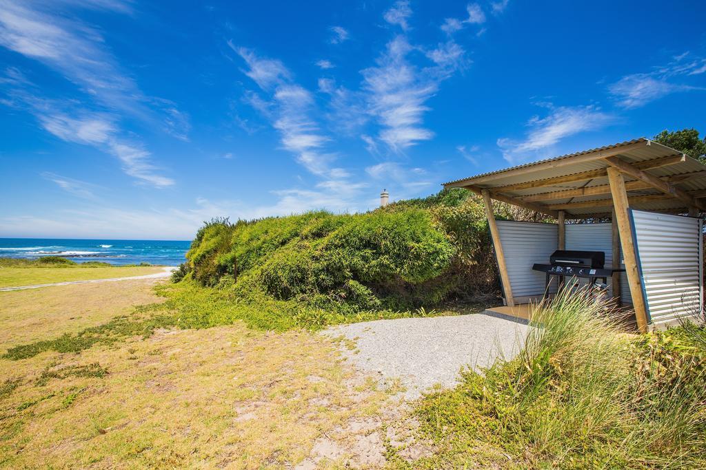 Wytonia Beachfront Accommodation Port Fairy Exterior foto